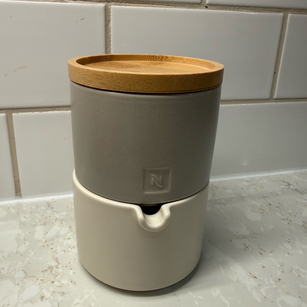 Nespresso Stackable Serving Set - Picture 2 of 2